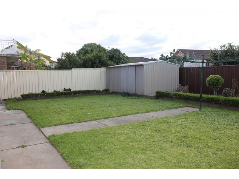 69 Innisfail Rd, Wakeley NSW 2176