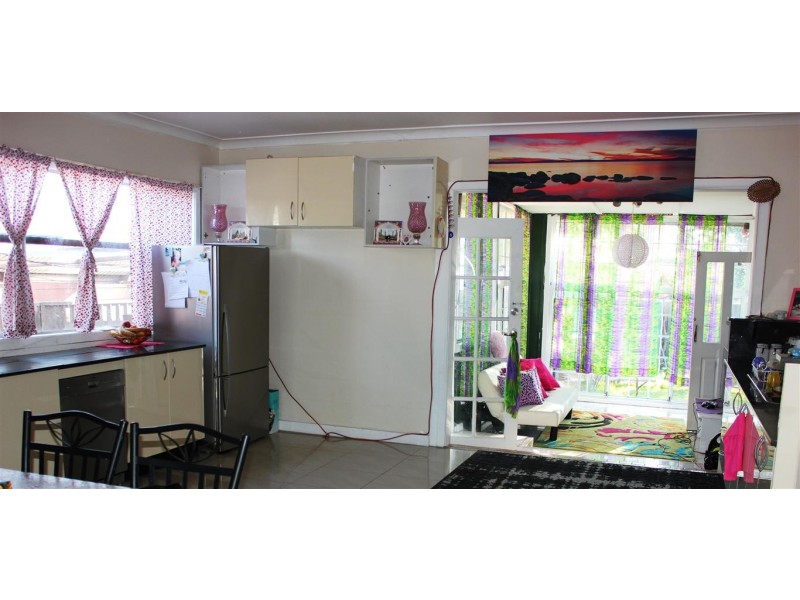 167 Maud St, Fairfield West NSW 2165