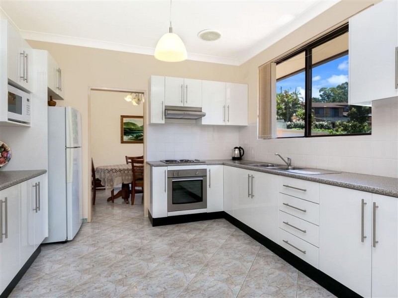 8 Roma Avenue, Mount Pritchard NSW 2170