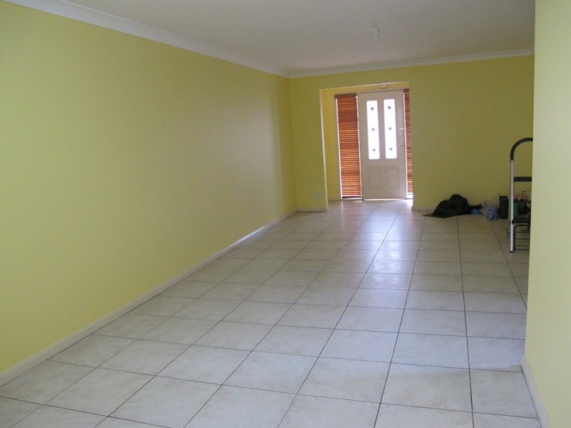 Edensor Park NSW 2176