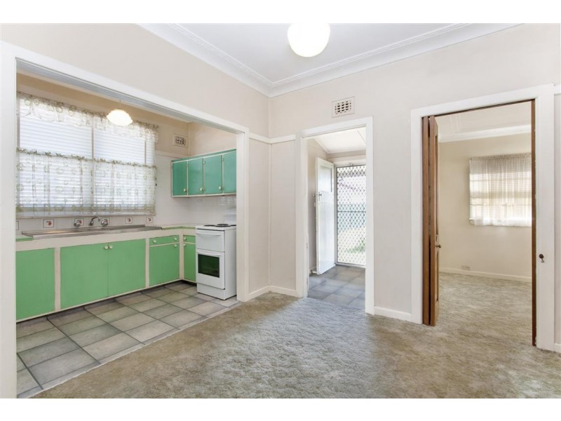 69 Water St, Cabramatta West NSW 2166