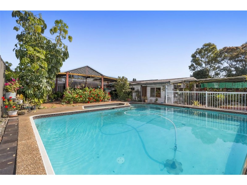 21 Malcolm Ave, Mount Pritchard NSW 2170