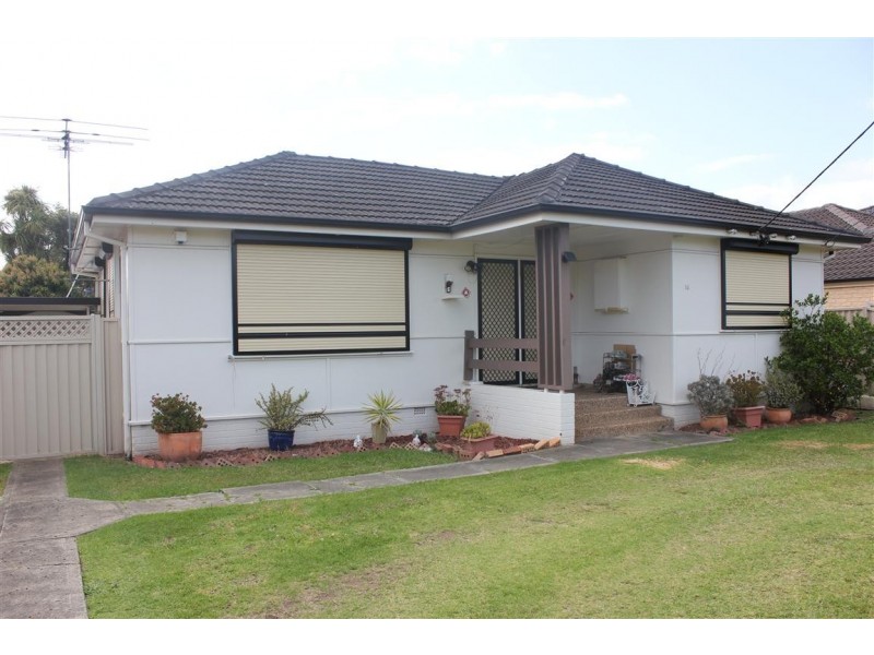 16 Jordan St, Fairfield West NSW 2165