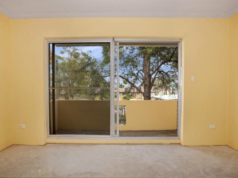 2/2 Kurrajong St, Cabramatta NSW 2166