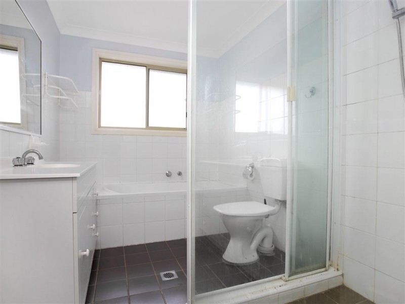 105 Arbutus St, Canley Heights NSW 2166