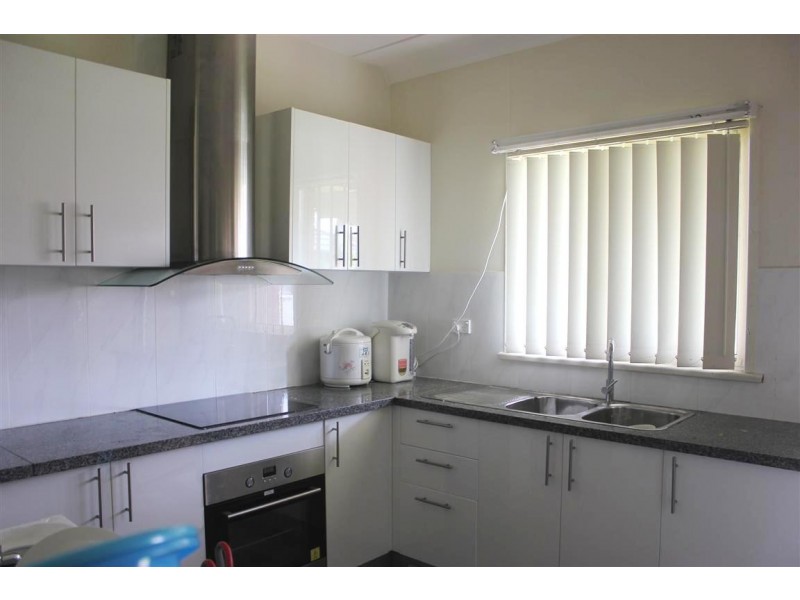 37 Torrens St, Canley Heights NSW 2166