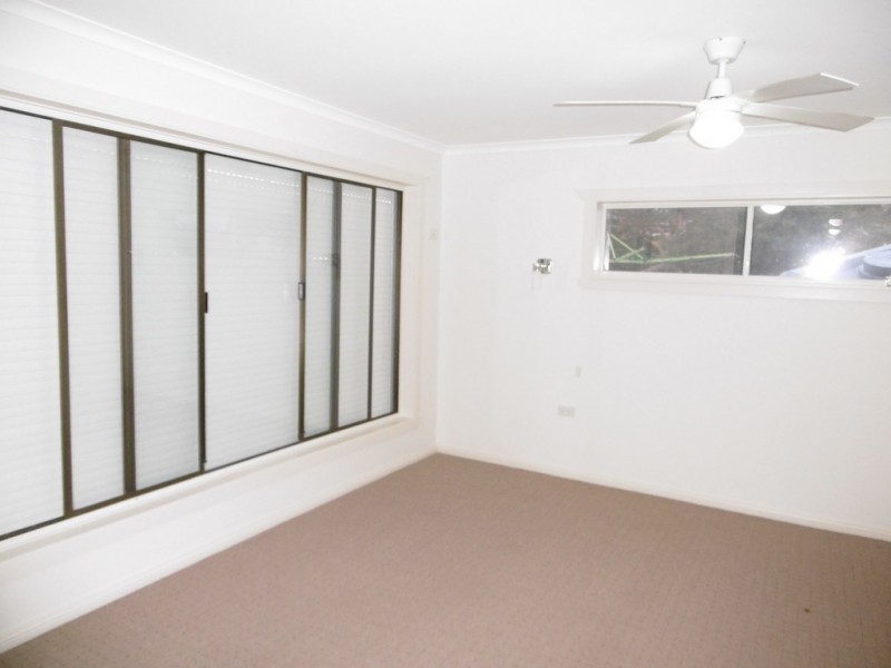 Fairfield West NSW 2165