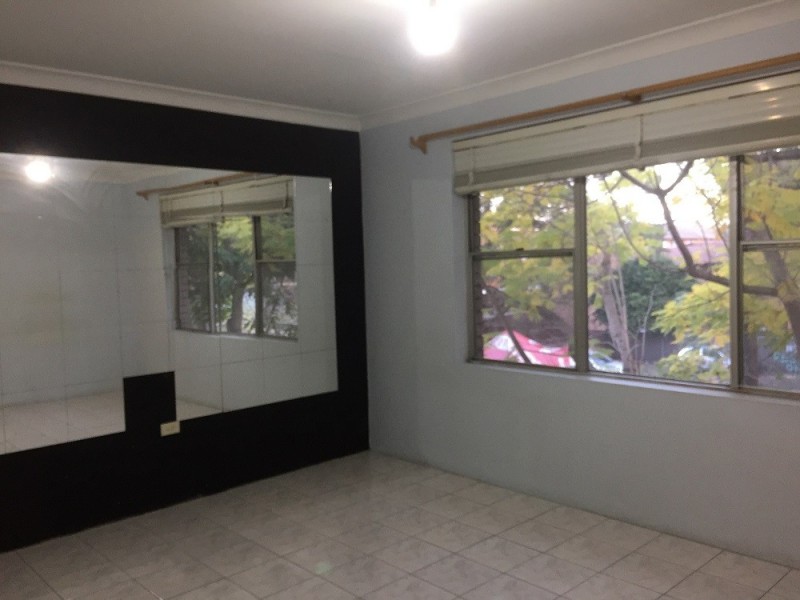 12/22 MCBURNEY RD, Cabramatta NSW 2166