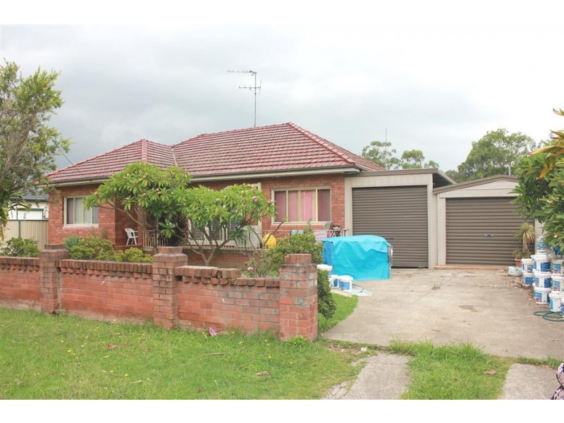 11 Premier St, Canley Vale NSW 2166