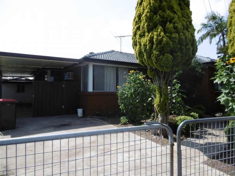 23 SPOONER AVE, Cabramatta West NSW 2166