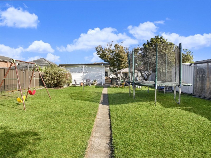 22 Derby St, Canley Heights NSW 2166