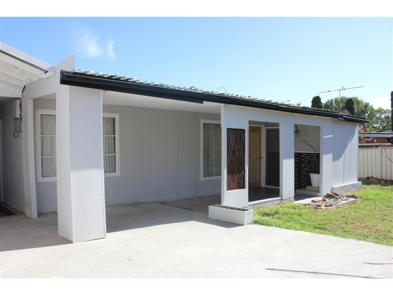 211 St Johns Rd, Canley Heights NSW 2166