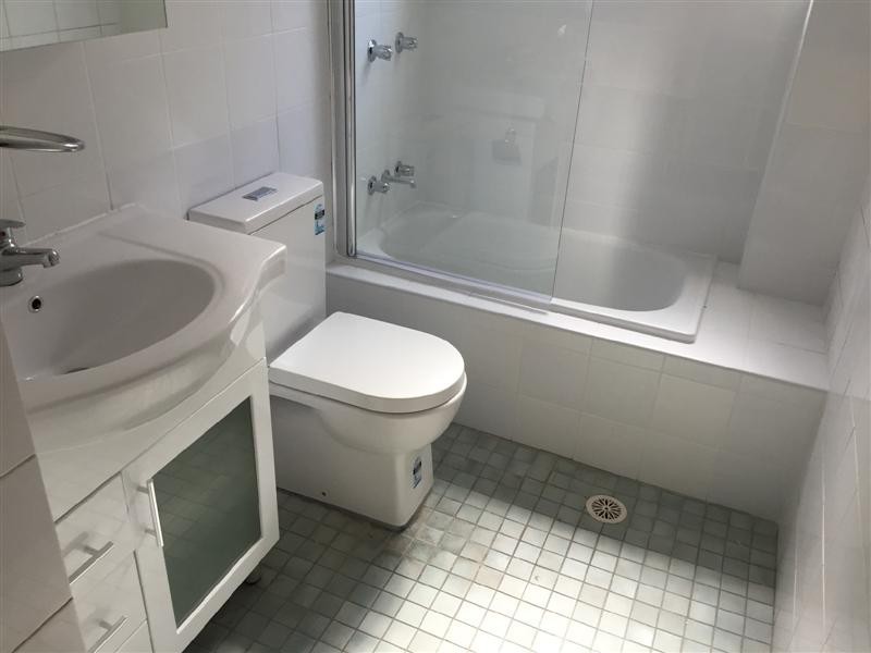 Canley Heights NSW 2166