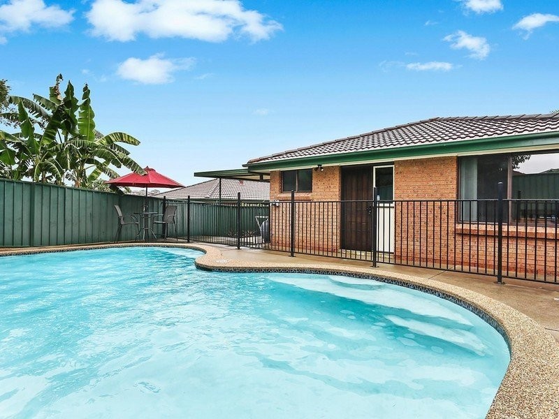 9 BRADDON PL, Edensor Park NSW 2176