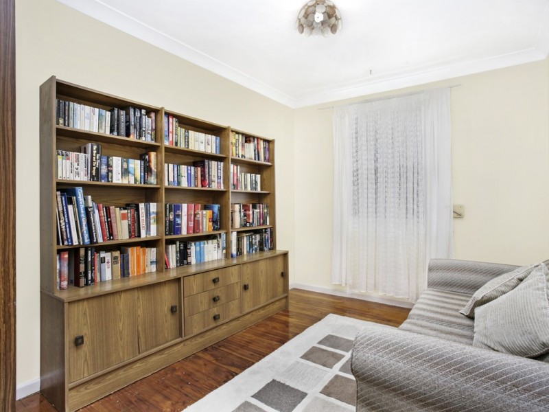 16 Gowrie Place, Cabramatta NSW 2166