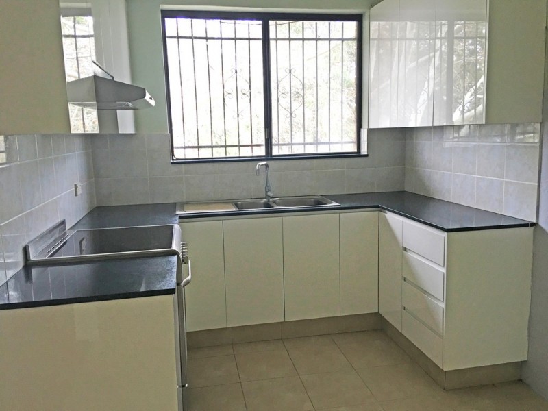 8/18 MYALL ST, Cabramatta NSW 2166