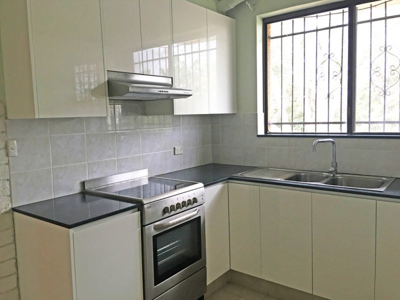 8/18 MYALL ST, Cabramatta NSW 2166