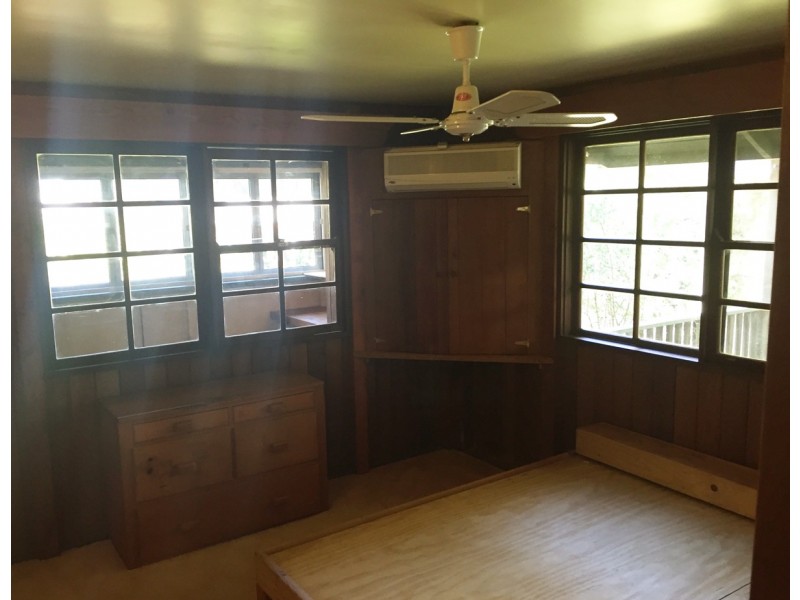 14 TINGARA STREET, Macleay Island QLD 4184
