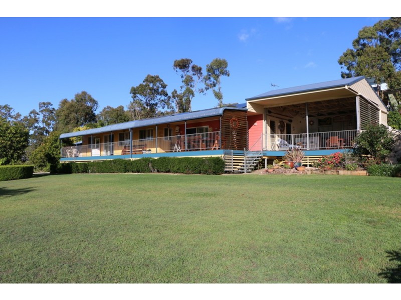 54 ILYA STREET, Macleay Island QLD 4184