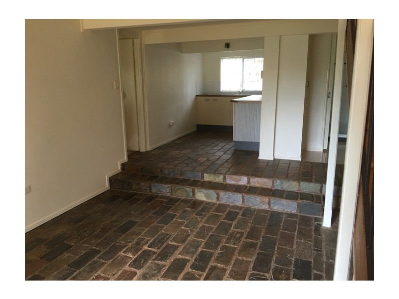 47 High Central Road, Macleay Island QLD 4184