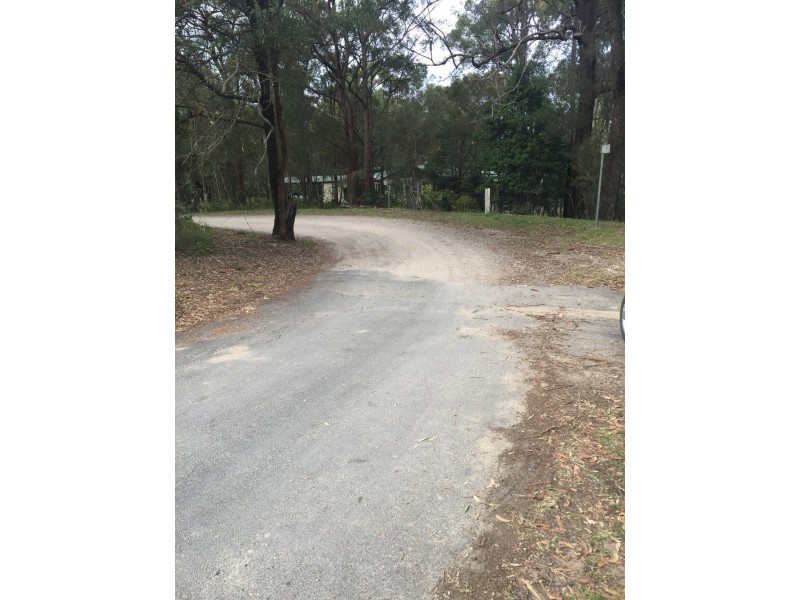 1-3 COAST ROAD, Macleay Island QLD 4184