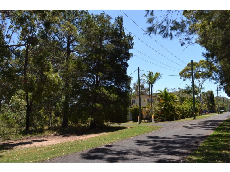 21 ALEXANDER STREET, Macleay Island QLD 4184