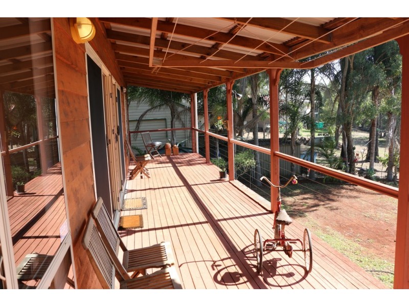 45 BLUE BAY CRESCENT, Macleay Island QLD 4184