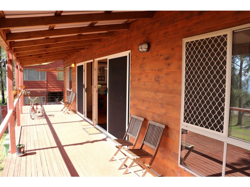 45 BLUE BAY CRESCENT, Macleay Island QLD 4184