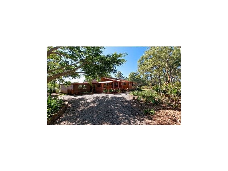 19-23 EAST ROAD, Karragarra Island QLD 4184