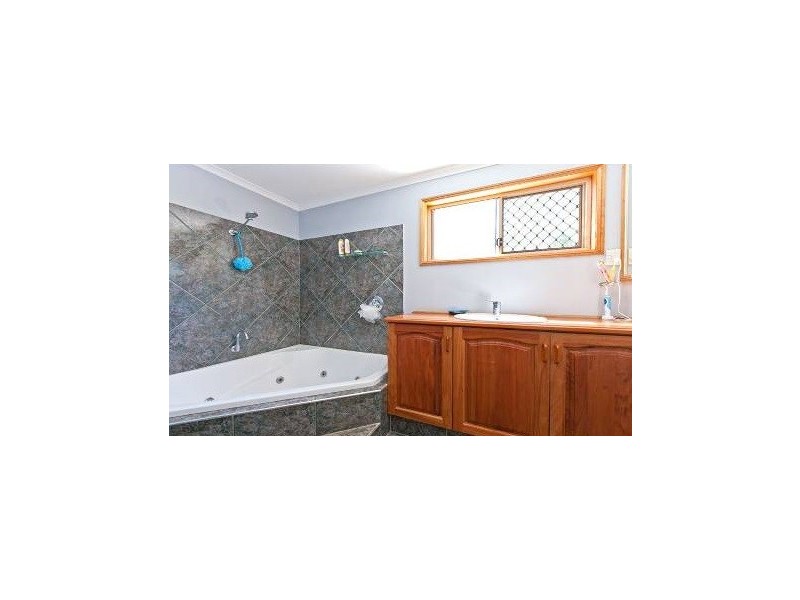 19-23 EAST ROAD, Karragarra Island QLD 4184