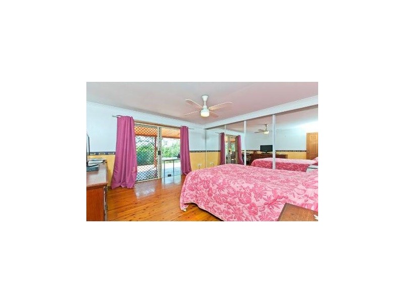 19-23 EAST ROAD, Karragarra Island QLD 4184