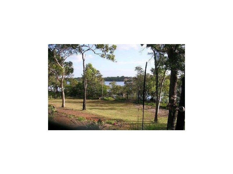 19-23 EAST ROAD, Karragarra Island QLD 4184