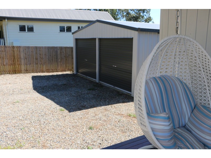 5 Vine Street, Macleay Island QLD 4184