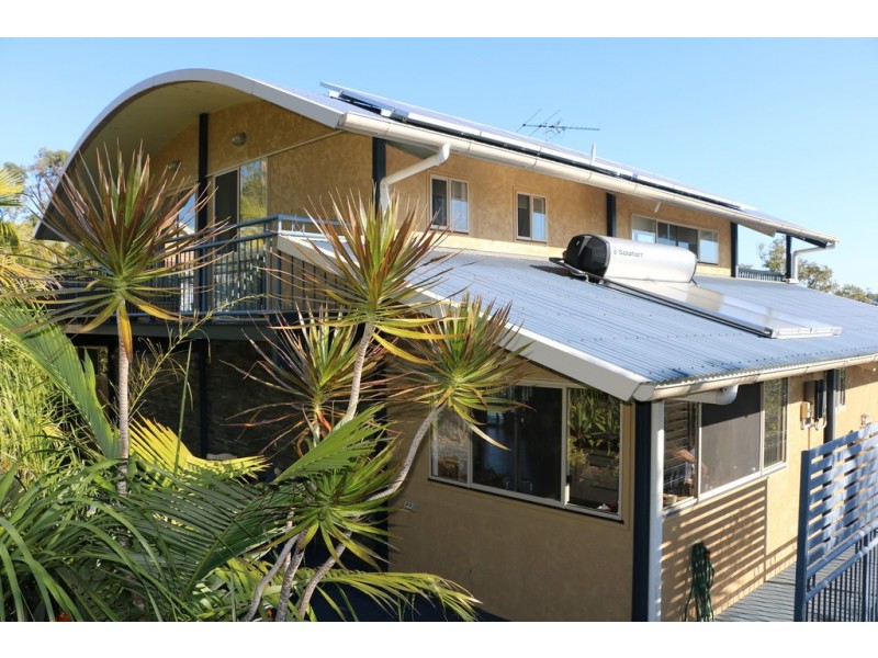 20 CALM WATERS CRESCENT, Macleay Island QLD 4184