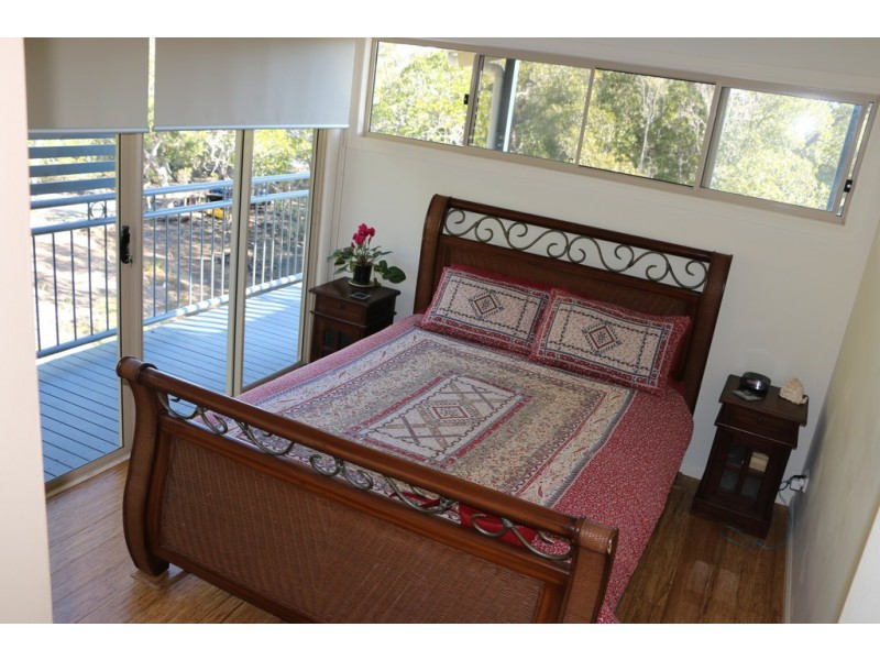 20 CALM WATERS CRESCENT, Macleay Island QLD 4184