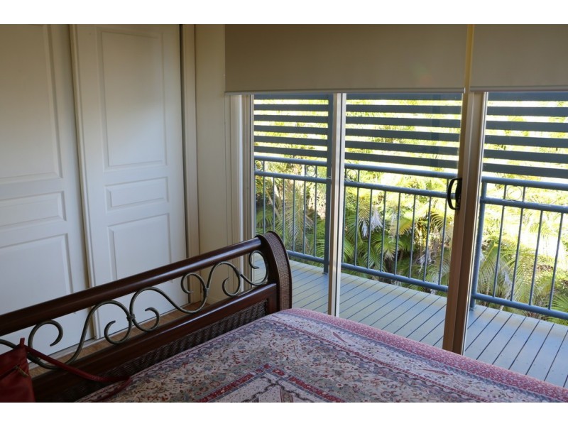 20 CALM WATERS CRESCENT, Macleay Island QLD 4184