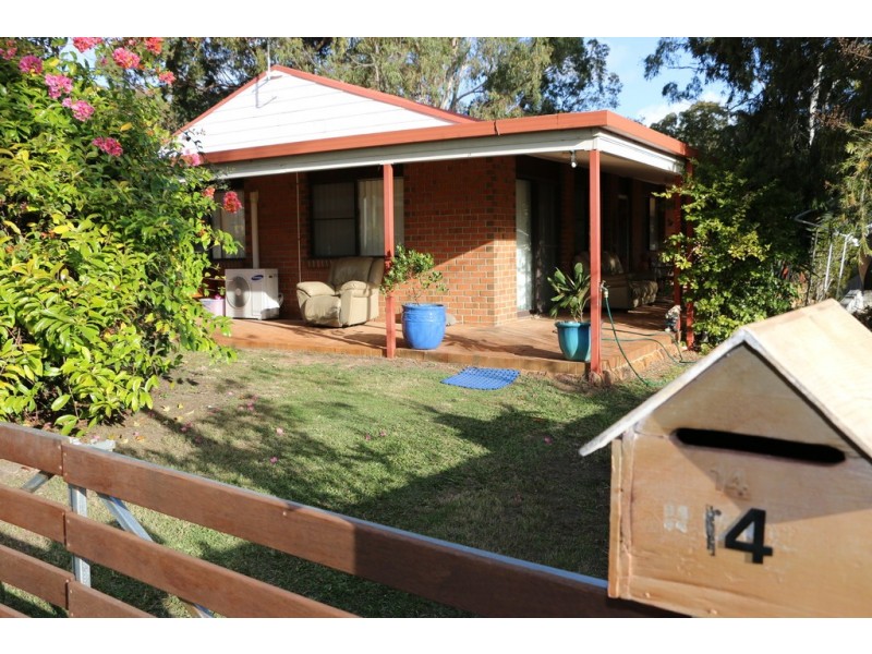 14 DALPURA STREET, Macleay Island QLD 4184