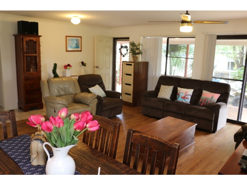 14 DALPURA STREET, Macleay Island QLD 4184