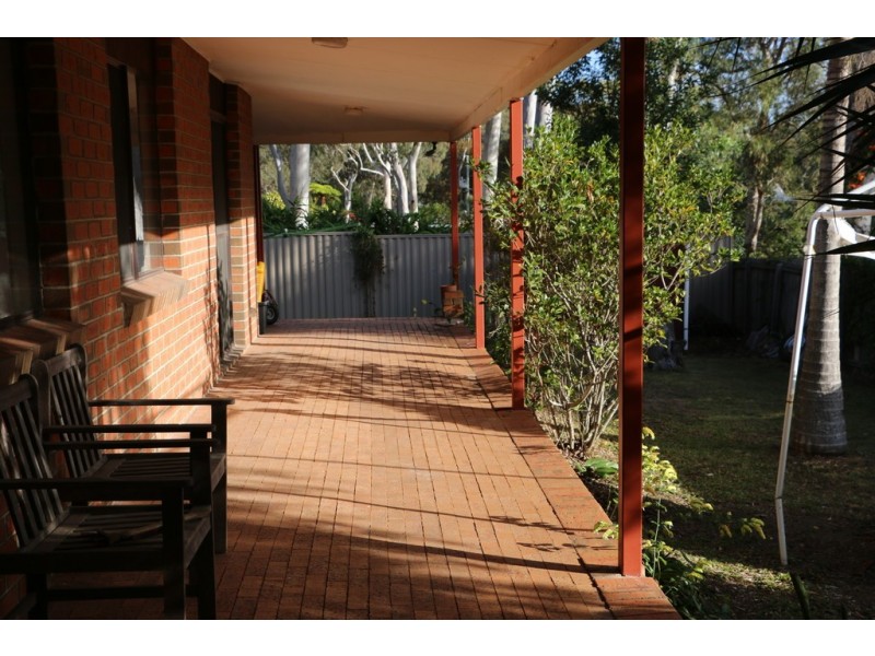 14 DALPURA STREET, Macleay Island QLD 4184
