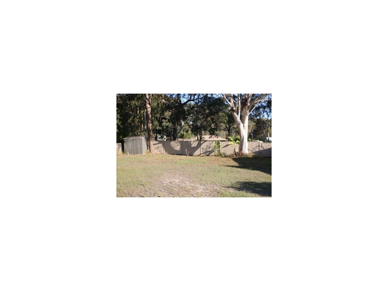 12 DALPURA, Macleay Island QLD 4184