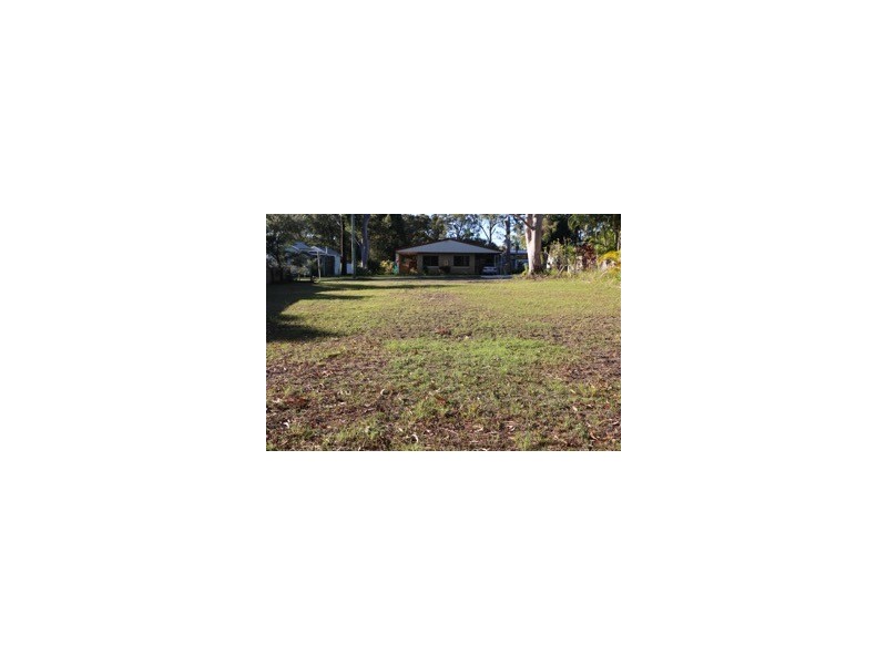 12 DALPURA, Macleay Island QLD 4184