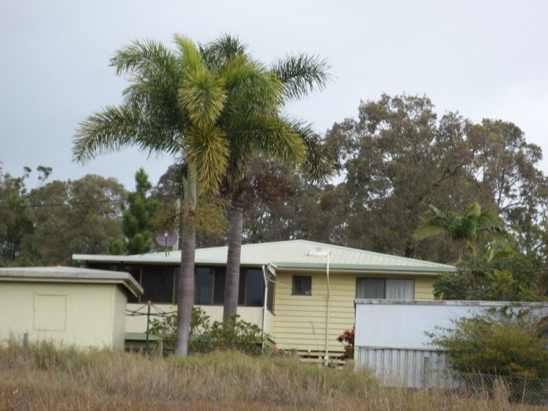 1 ALLAMBIE STREET, Macleay Island QLD 4184