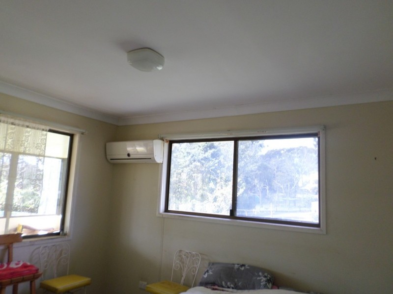 1 ALLAMBIE STREET, Macleay Island QLD 4184