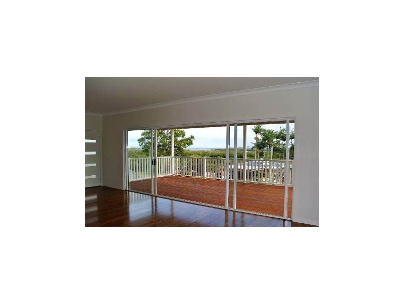 119 PALM BEACH ROAD, Russell Island QLD 4184