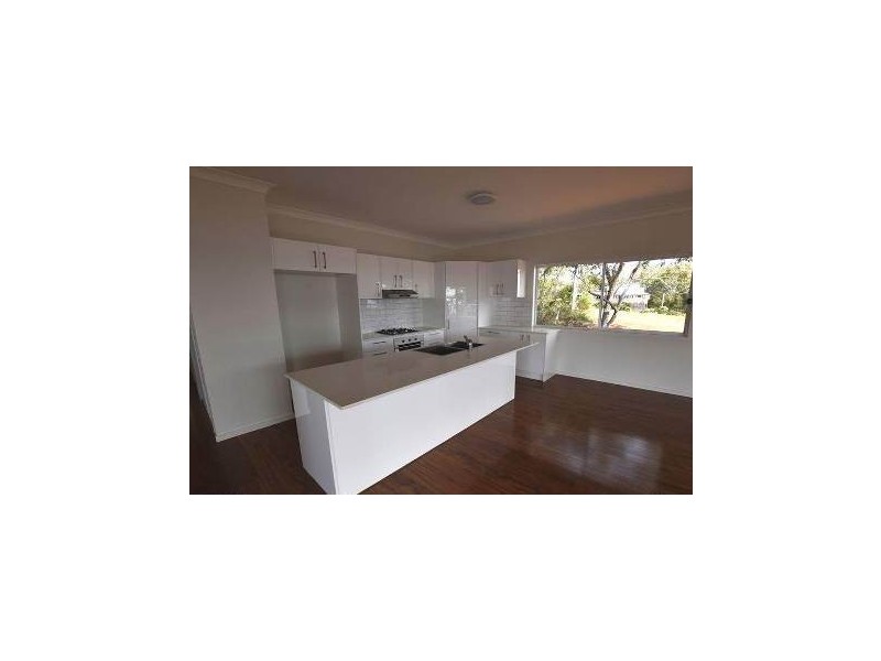 119 PALM BEACH ROAD, Russell Island QLD 4184