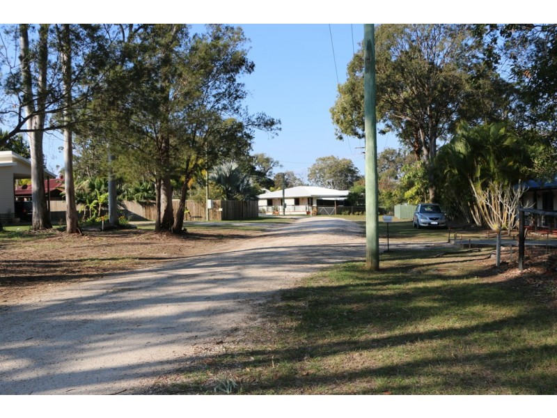 22 MANGO CRESCENT, Macleay Island QLD 4184