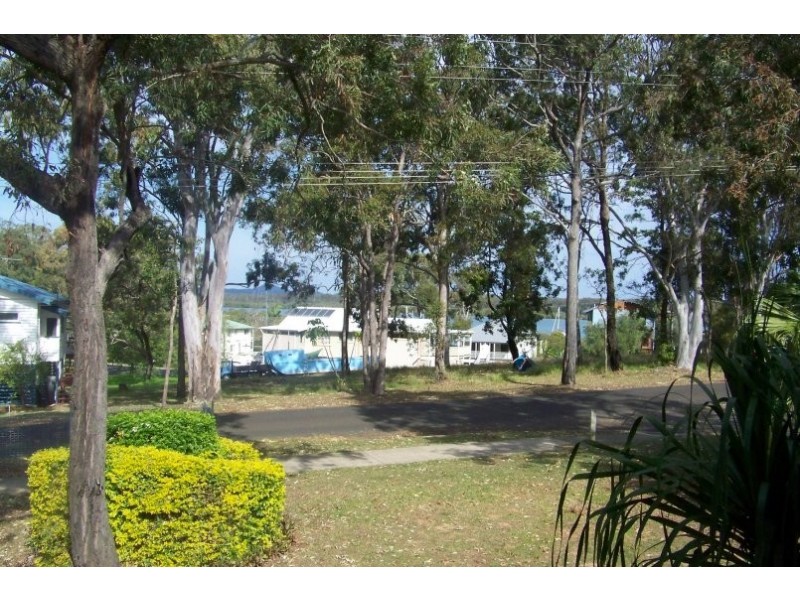 38 LUCAS DR, Lamb Island QLD 4184
