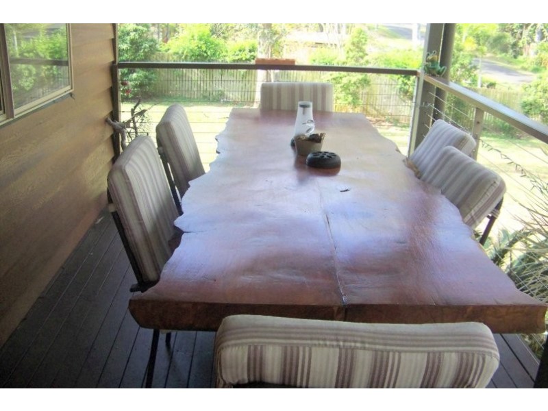 38 LUCAS DR, Lamb Island QLD 4184