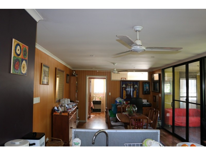 20 Alkira Street, Macleay Island QLD 4184