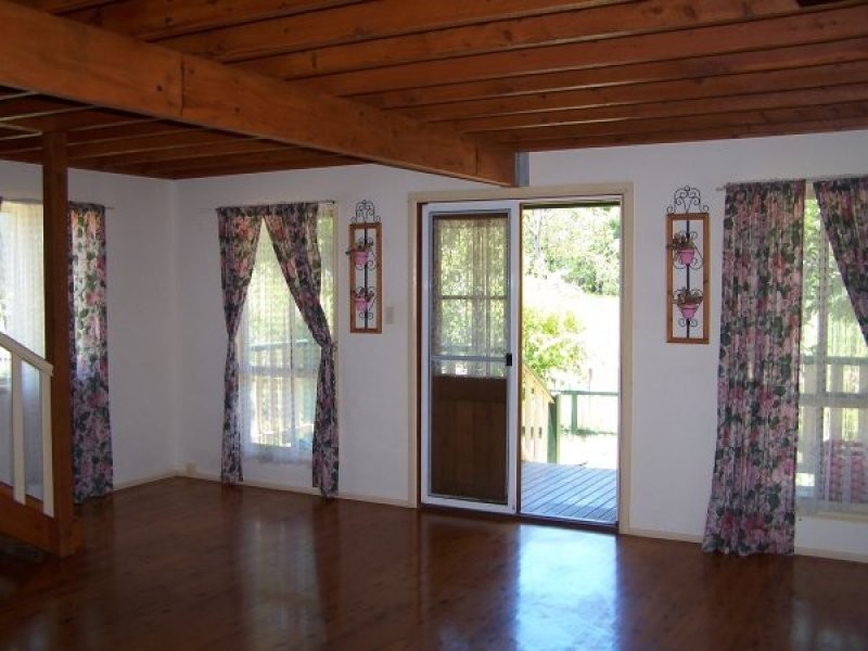 13 Citron Street, Macleay Island QLD 4184